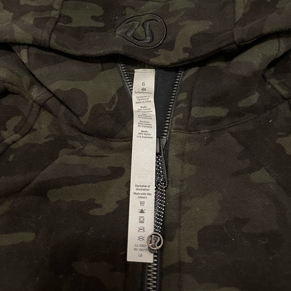 Lululemon Incognito Scuba in Green Camo- Size 6 - Picture 2 of 3